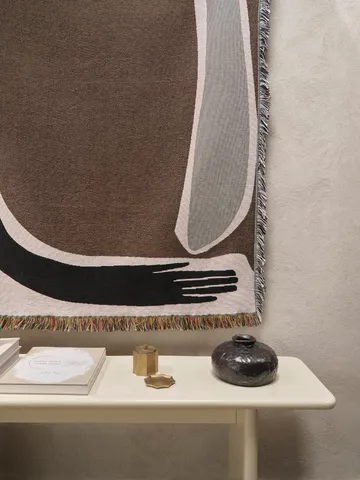 Pose Tapestry throw 120x170 cm - Coffee - Ferm Living