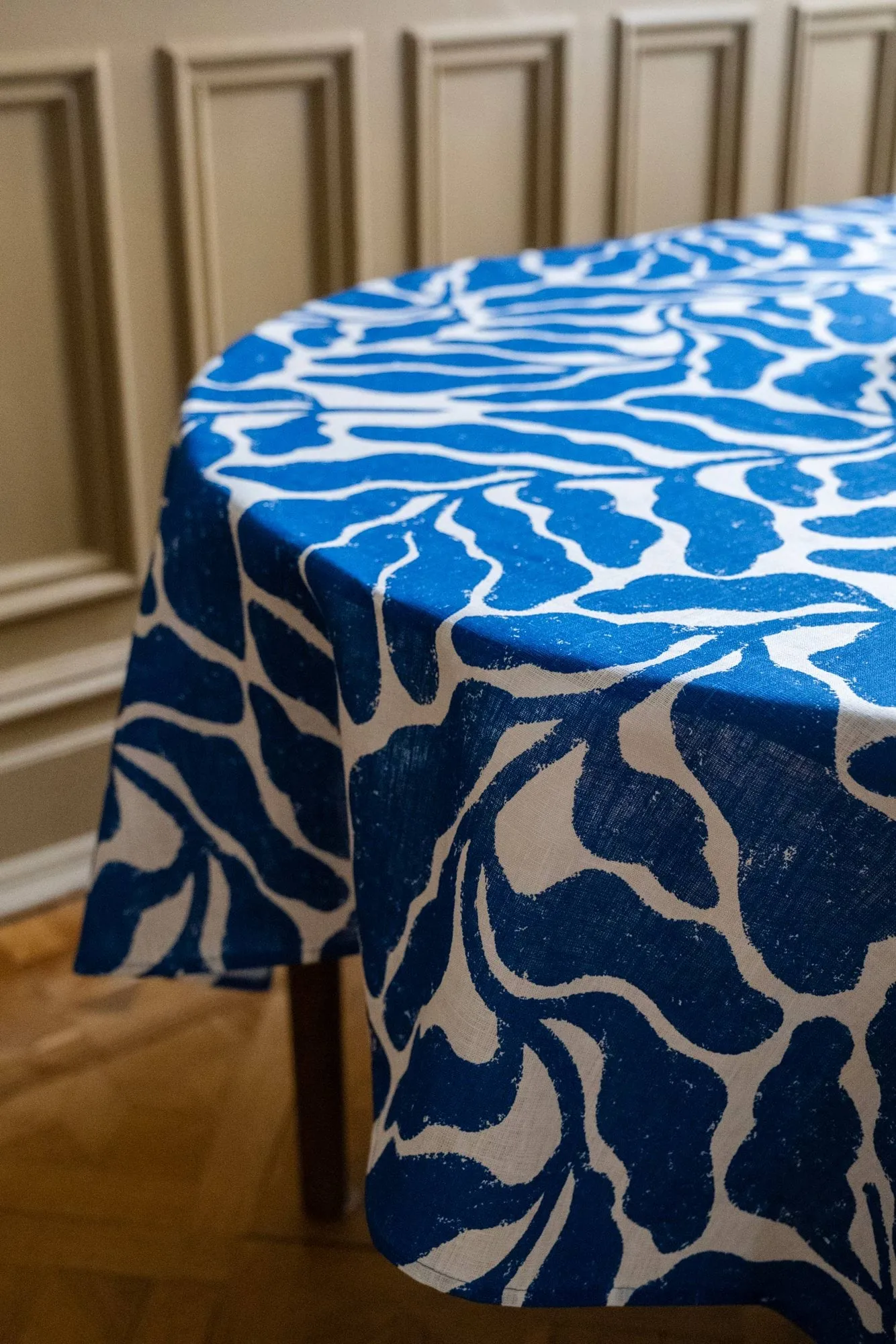 Leaves tablecloth, White-blue, 147x147 cm Fine Little Day
