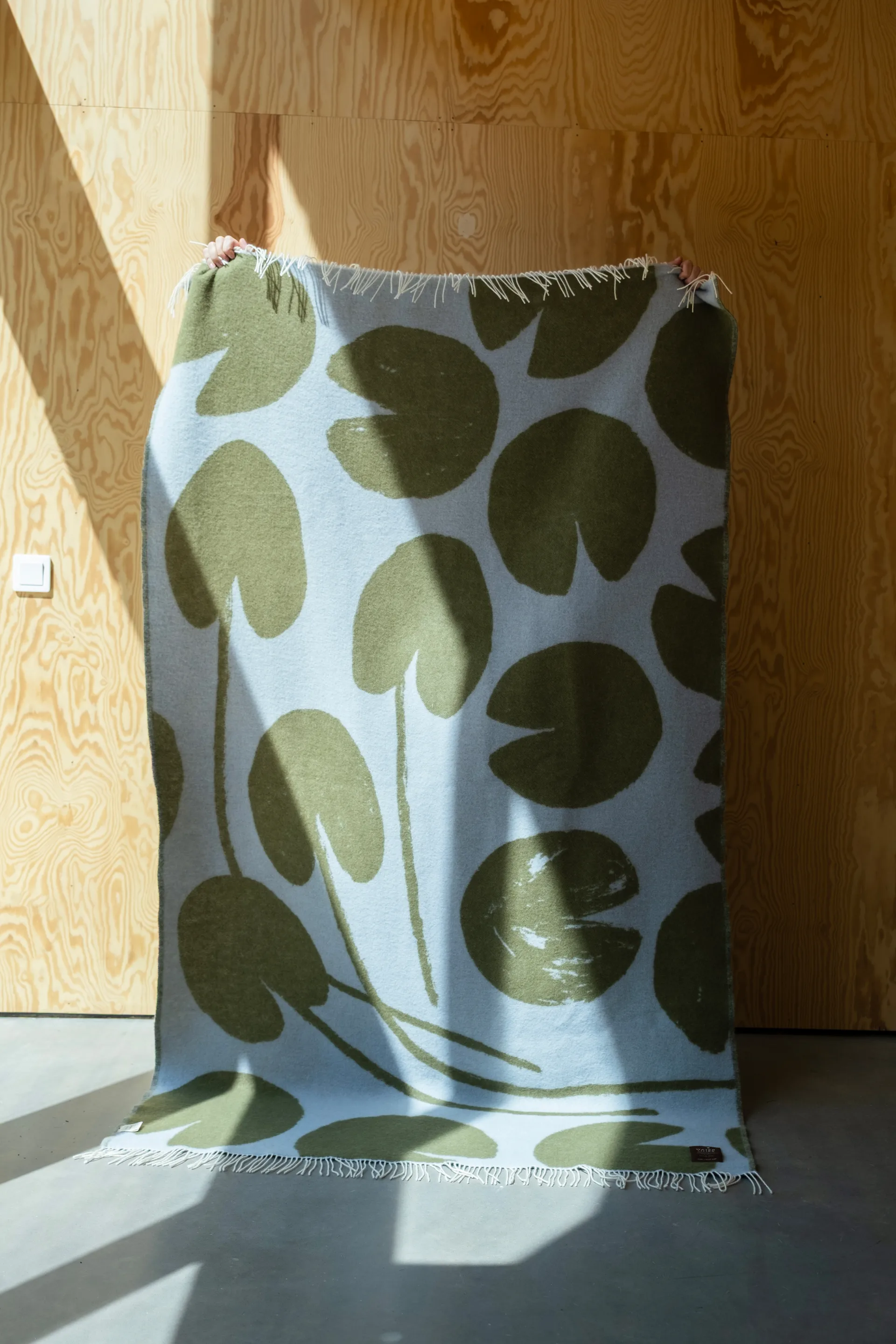 Water lilies throw 130x220 cm, Blue-green Fine Little Day