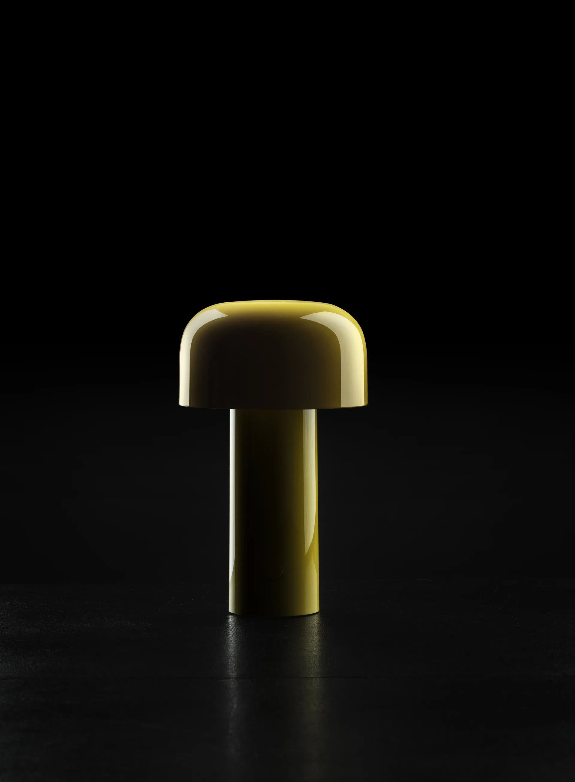 Bellhop portable table lamp, Yellow yellow, IP54 (indoor/outdoor) Flos