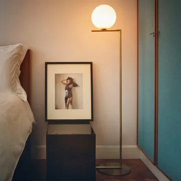 IC Lights F2 floor lamp - Black, opal - Flos