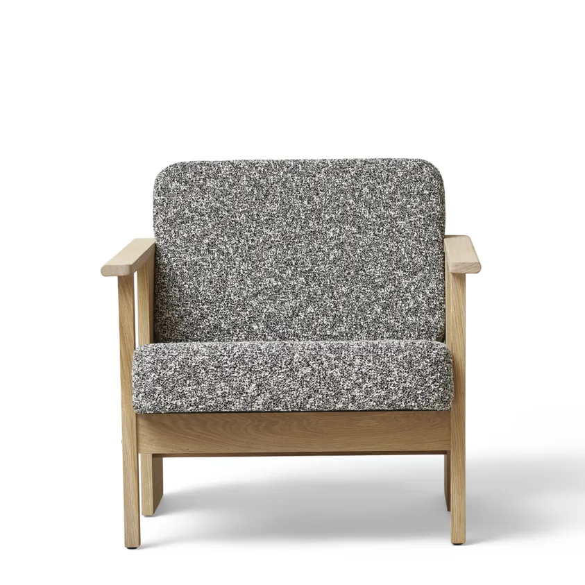 Block lounge chair, White oak-Zero 0004 Form & Refine
