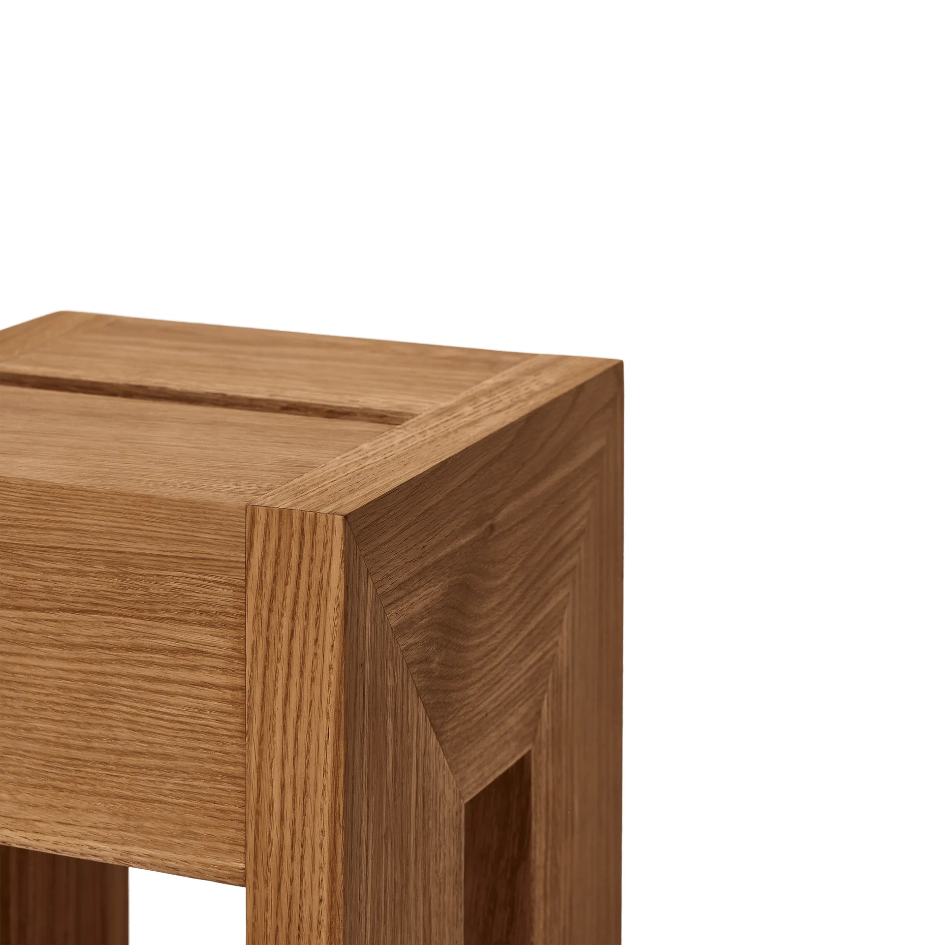 Monolith side table, Oak, 29x29x36 cm Form & Refine