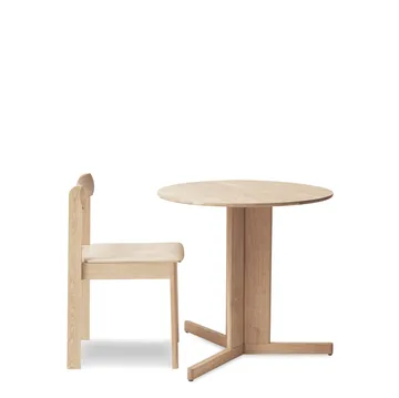 Trefoil dining table Ø75 cm - White oak - Form & Refine