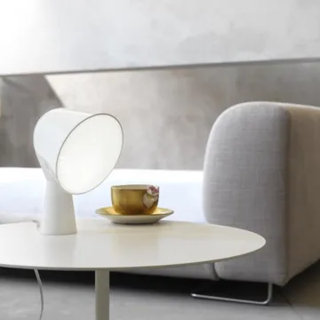 Binic table lamp - White - Foscarini