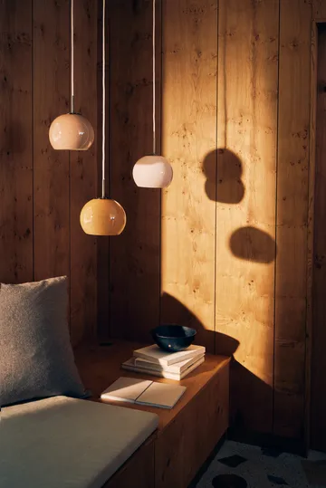 Ball pendant lamp - Cappuccino, Ø18 cm - Frandsen