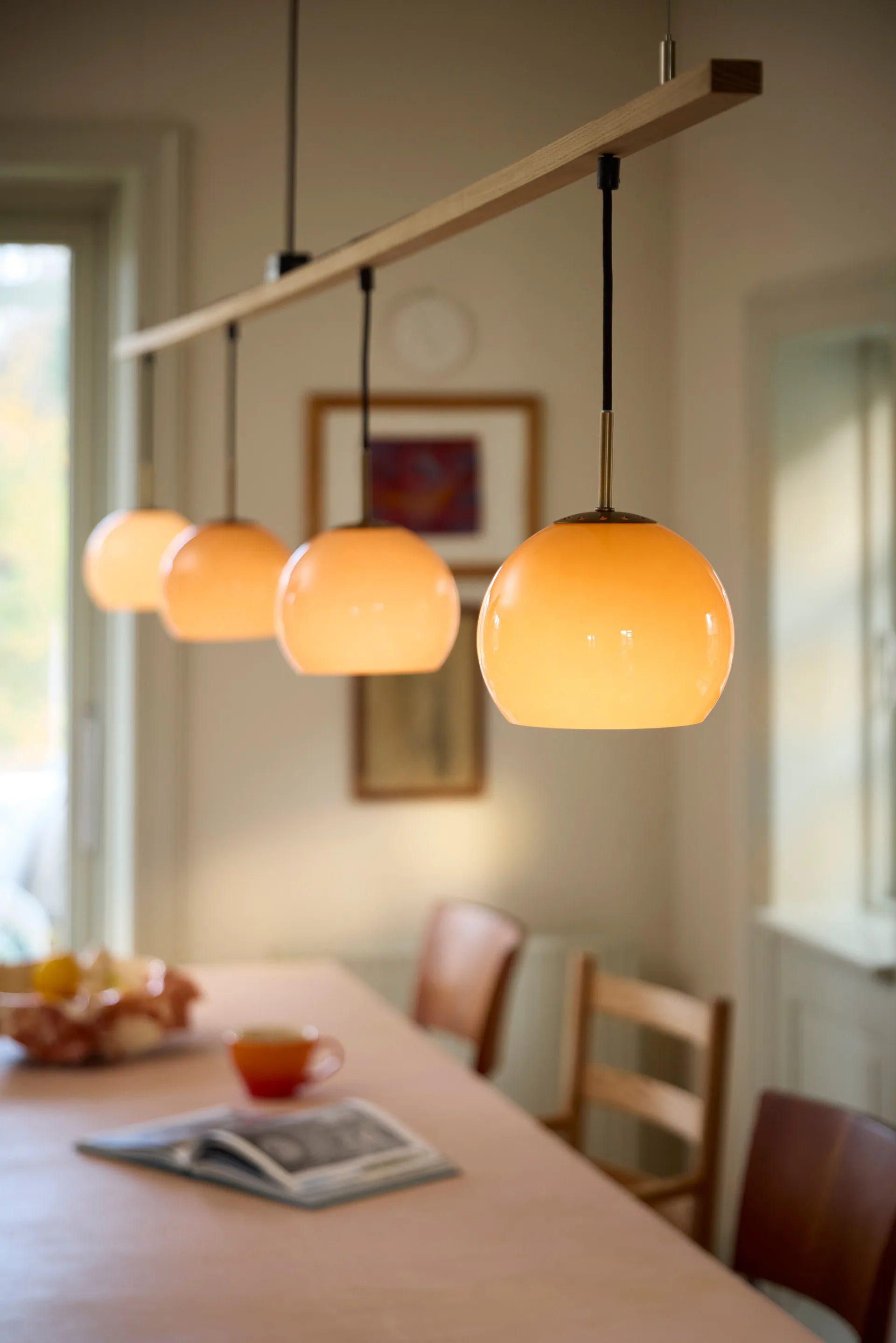 Ball pendant lamp, Opal White, Ø18 cm Frandsen
