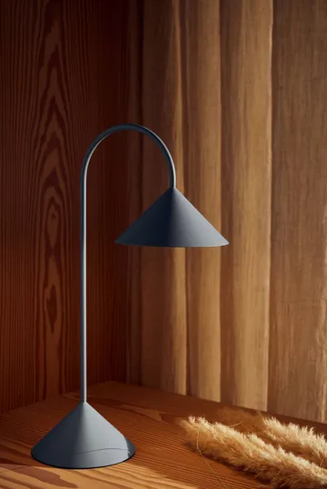 Grasp portable table lamp - Skyway blue, 47 cm - Frandsen