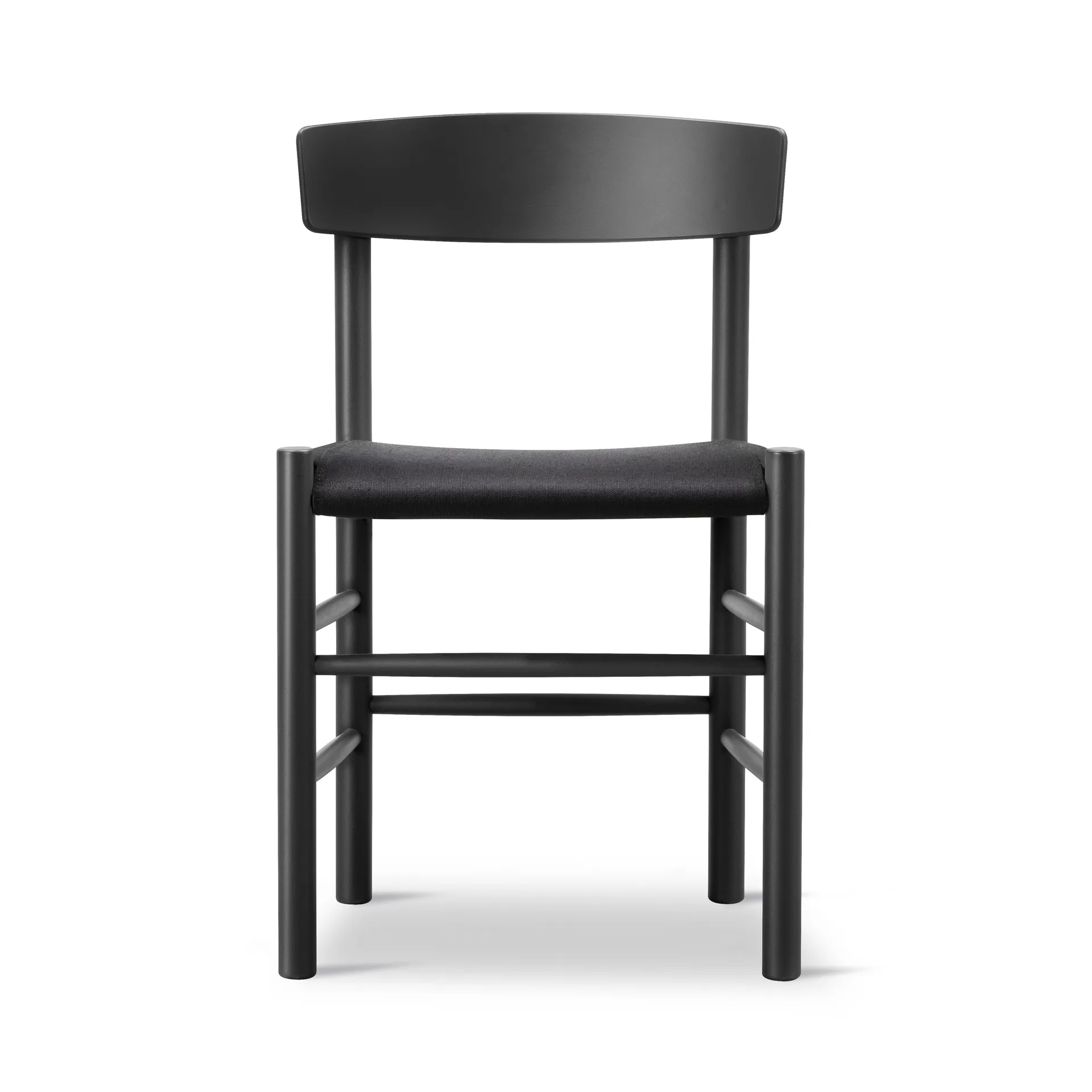 J39 chair, Black lacquered beech-black canvas Fredericia Furniture