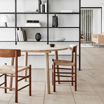 J39 chair - Black lacquered oak-woven black - Fredericia Furniture