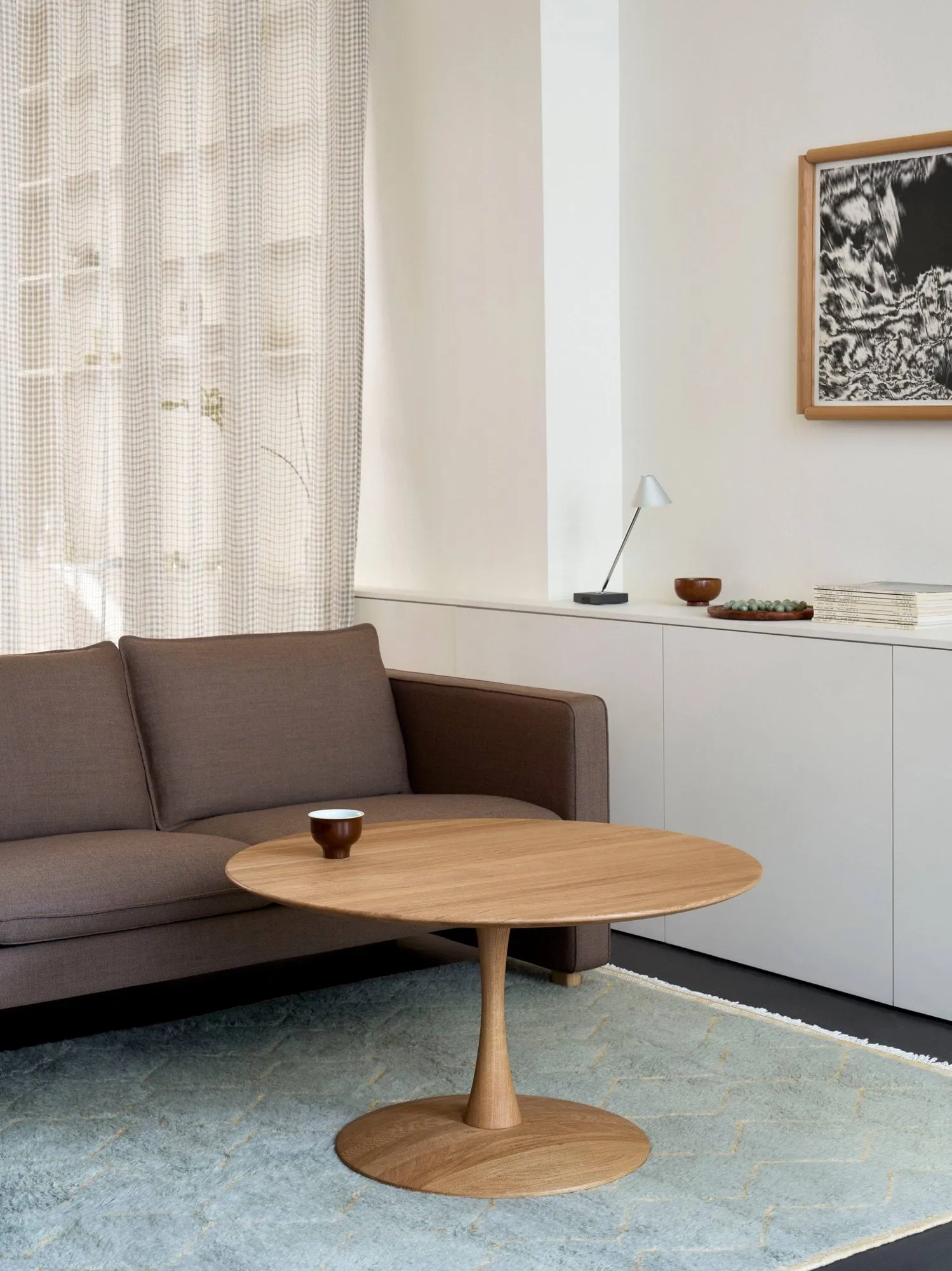 ND112 Trisse coffee table, Oiled oak, Ø75x48 cm Fredericia Furniture