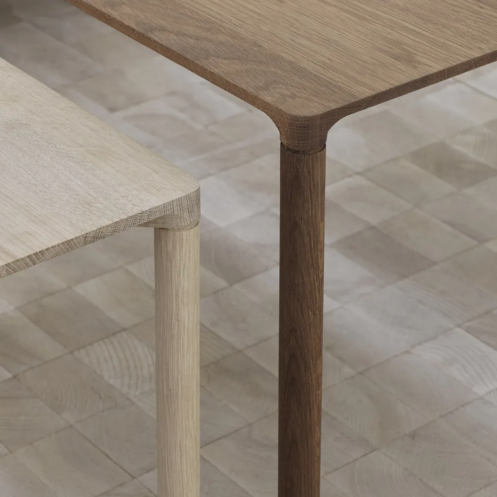 Piloti 6725 side table, Lacquered oak - height 41 cm Fredericia Furniture