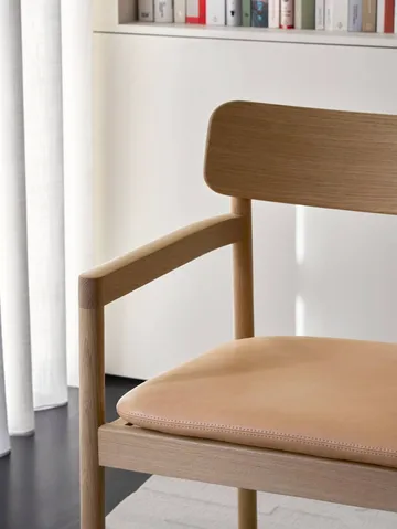 Post lounge chair - Vegeta leather-light oiled oak - Fredericia Furniture