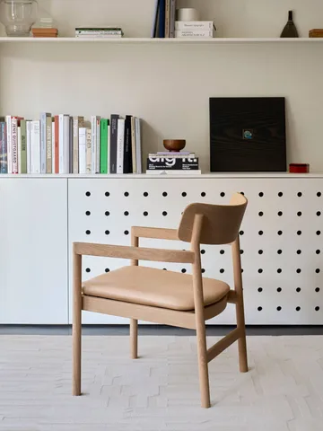 Post lounge chair - Vegeta leather-light oiled oak - Fredericia Furniture
