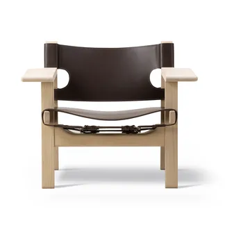 The Spanish armchair - Leather dark brown - soaped oak - Fredericia Furniture
