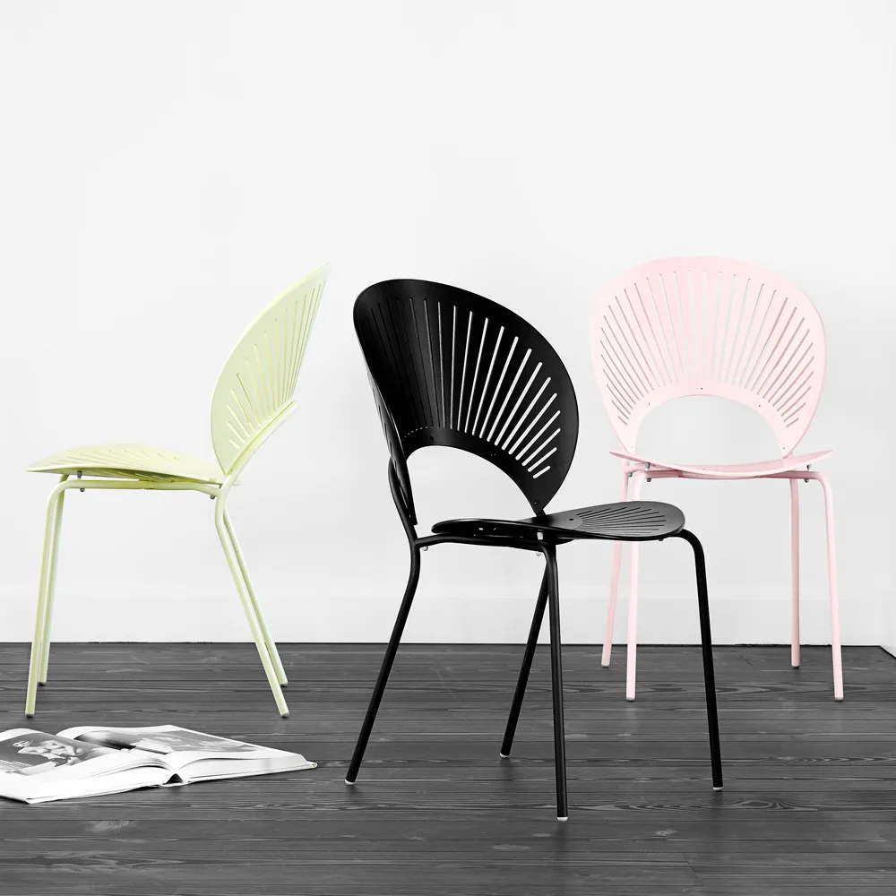 Trinidad 3398 chair, Clear lacquered walnut-leg chrome Fredericia Furniture