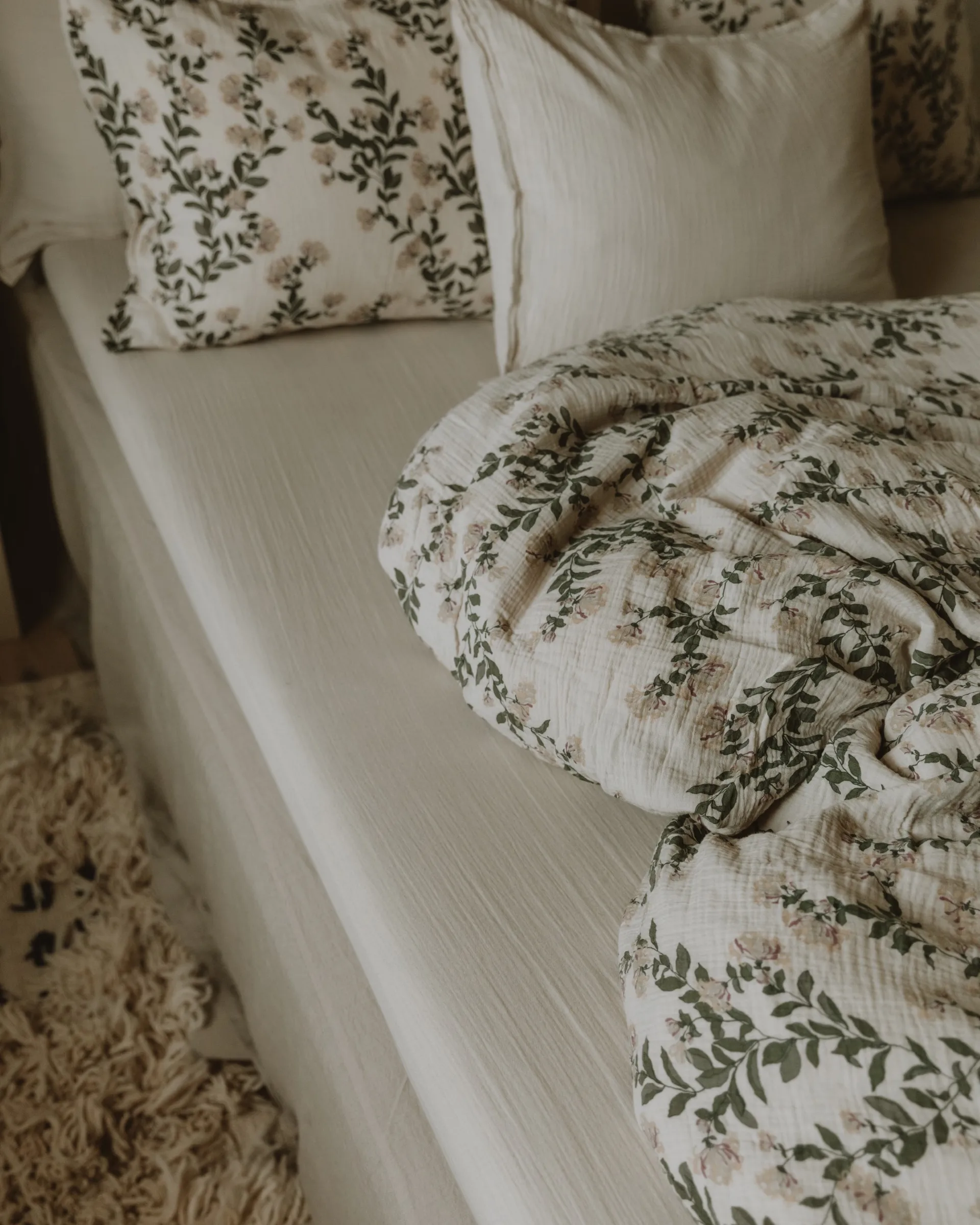 Eggshell Muslin fitted sheet, 160x200x30 cm Garbo&Friends