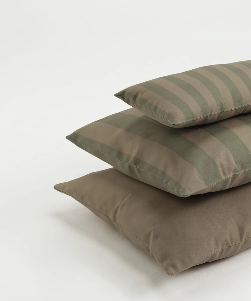 Garden Glory cushion, Beige with black edge 50x70 cm Garden Glory