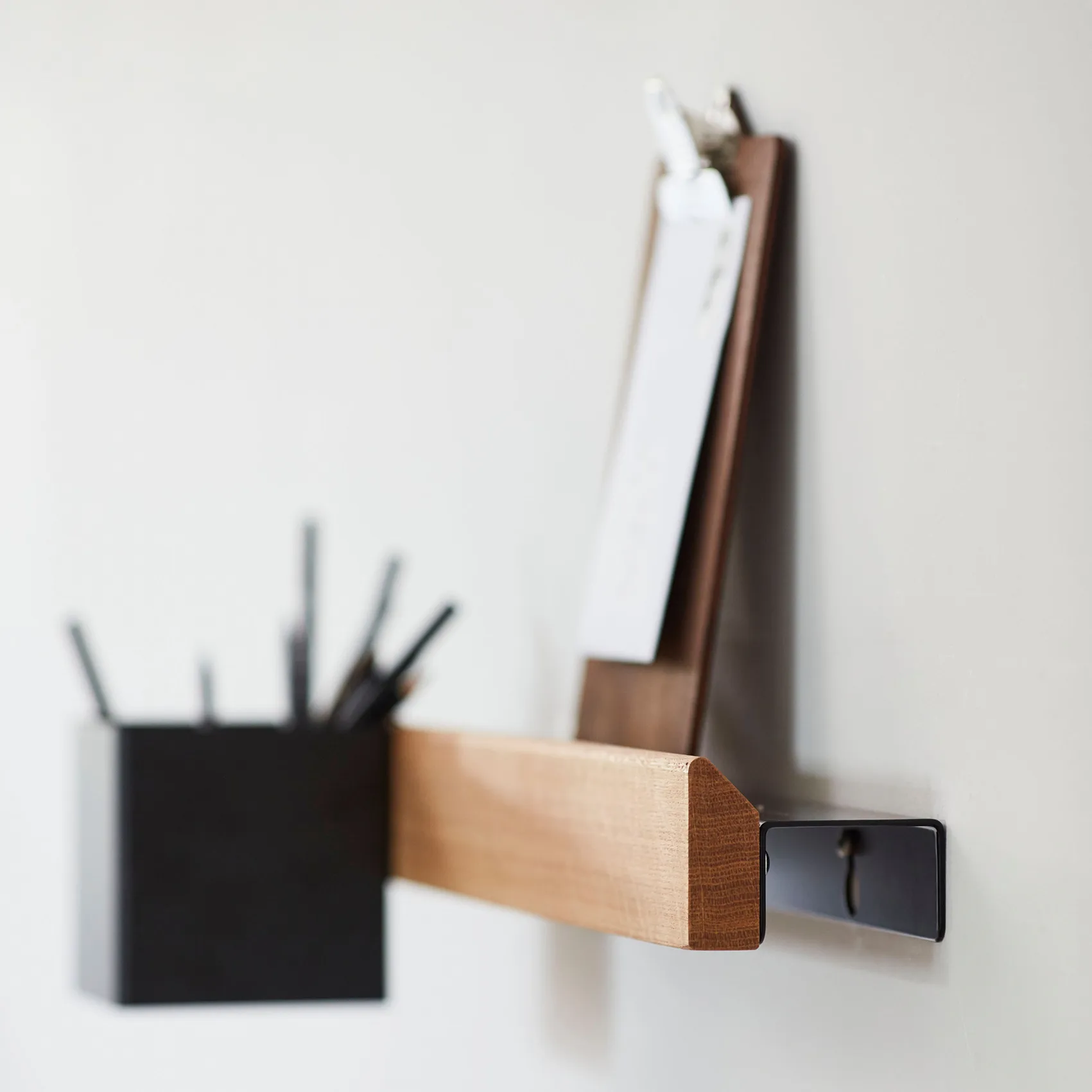 Flex Rail magnetic rail 60 cm, oak-black Gejst