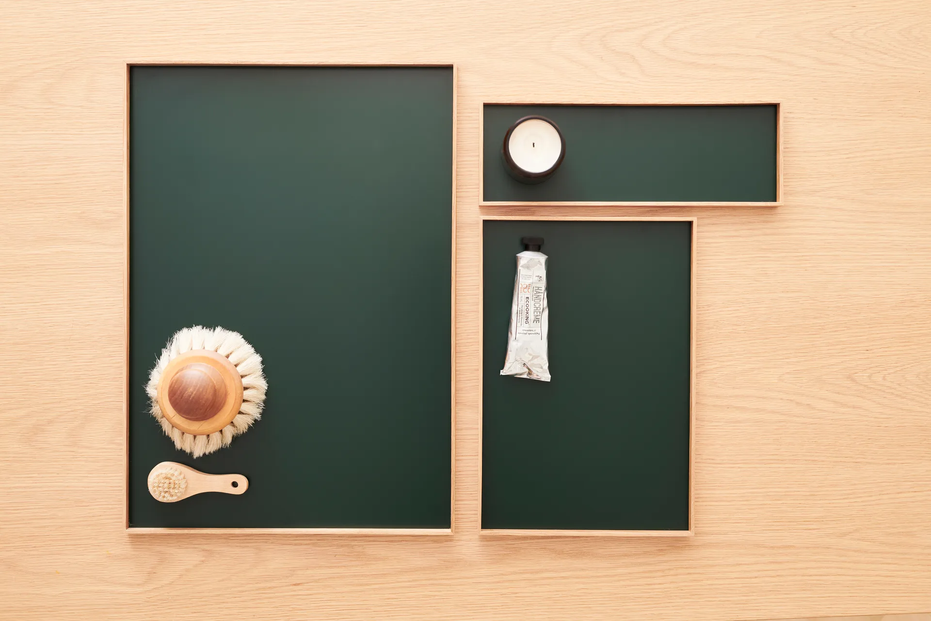Frame tray large 35.5x50.6 cm, Oak-green Gejst