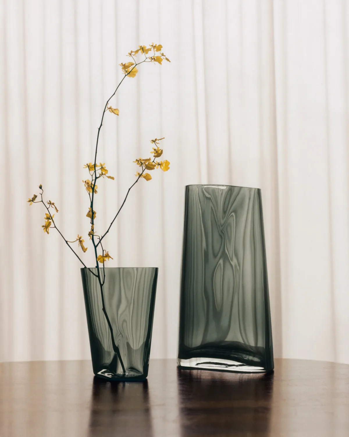 Lituus glass vase, Gray, medium Georg Jensen