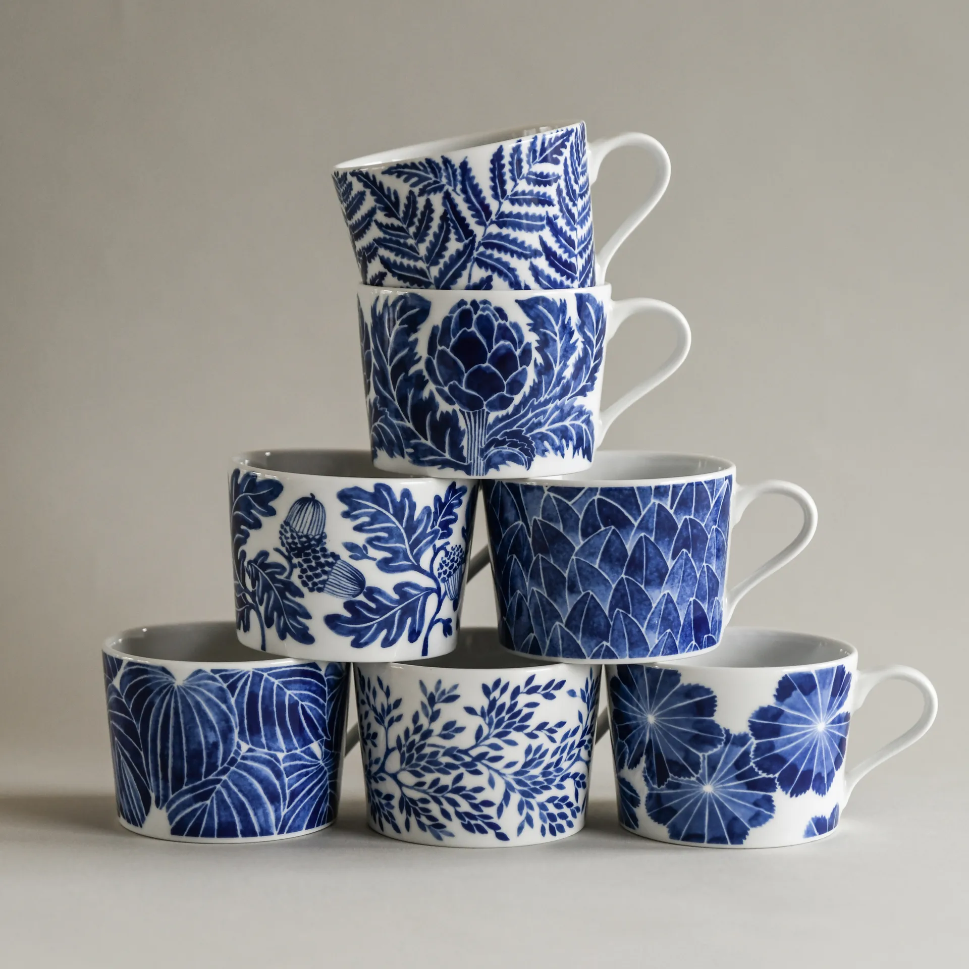 Artichoke cup 24 cl, Blue Götefors Porslin
