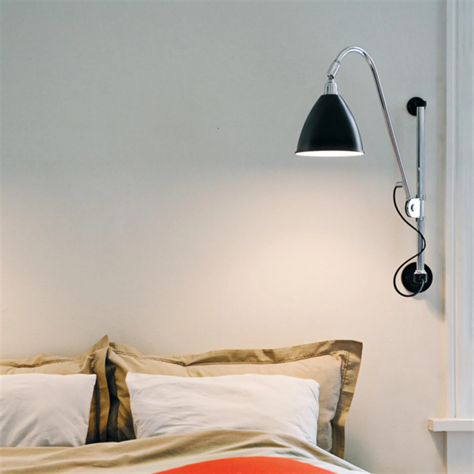 Bestlite BL5 wall lamp, Black-chrome GUBI