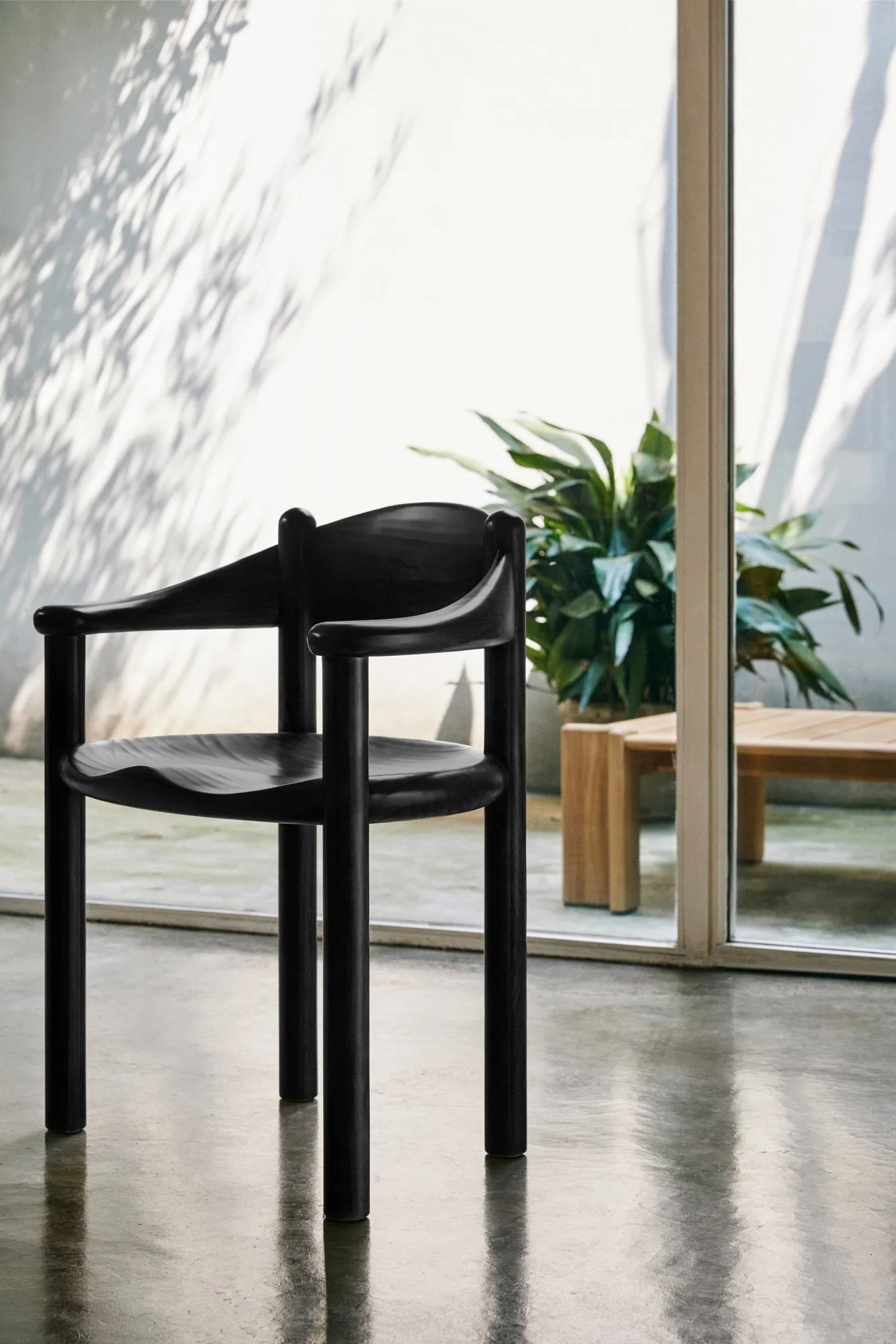 Daumiller chair with arms, Brown-black pine GUBI