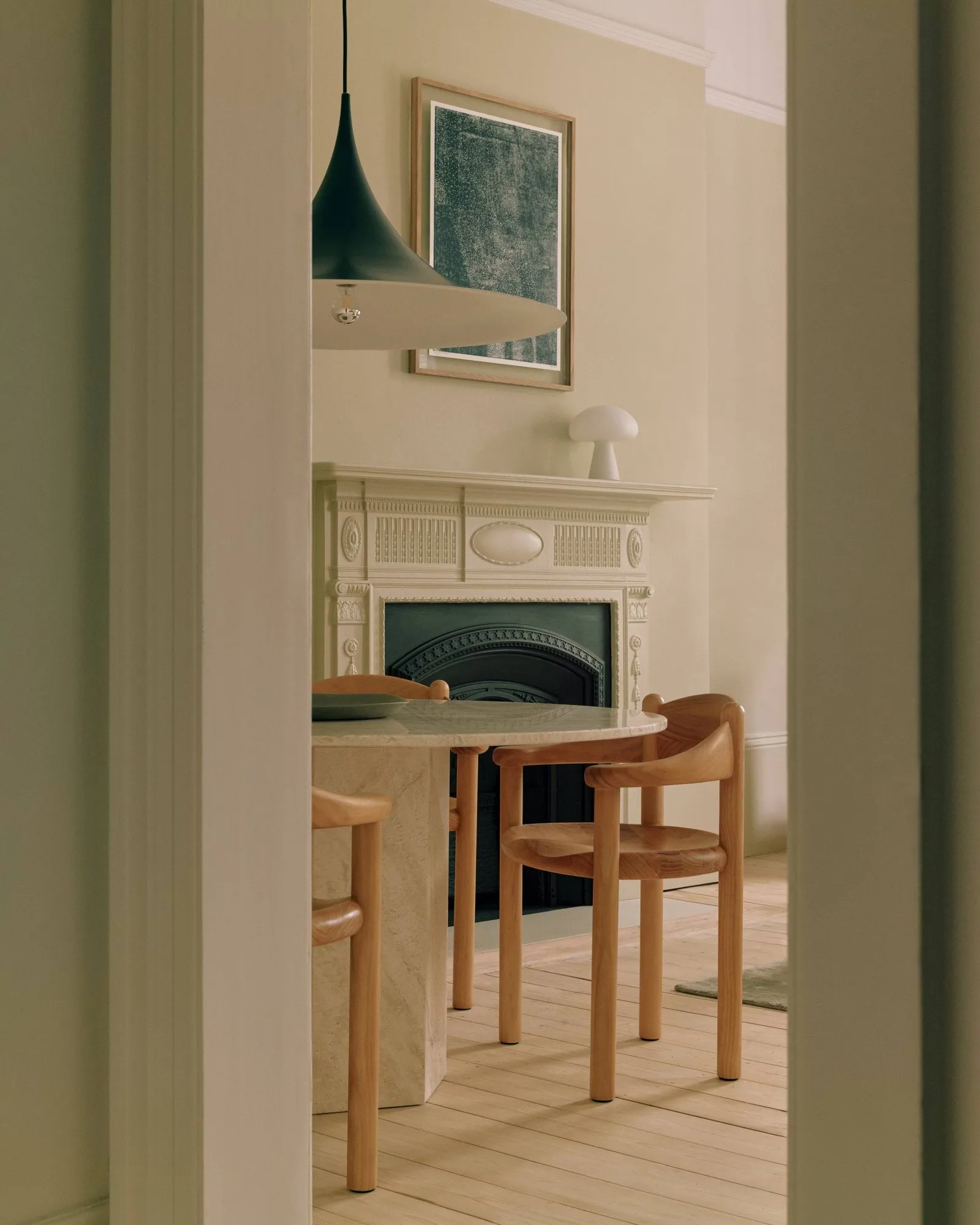 Daumiller chair with arms, Golden pine GUBI
