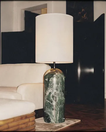Gravity XL floor lamp - Emerald marble-white - GUBI