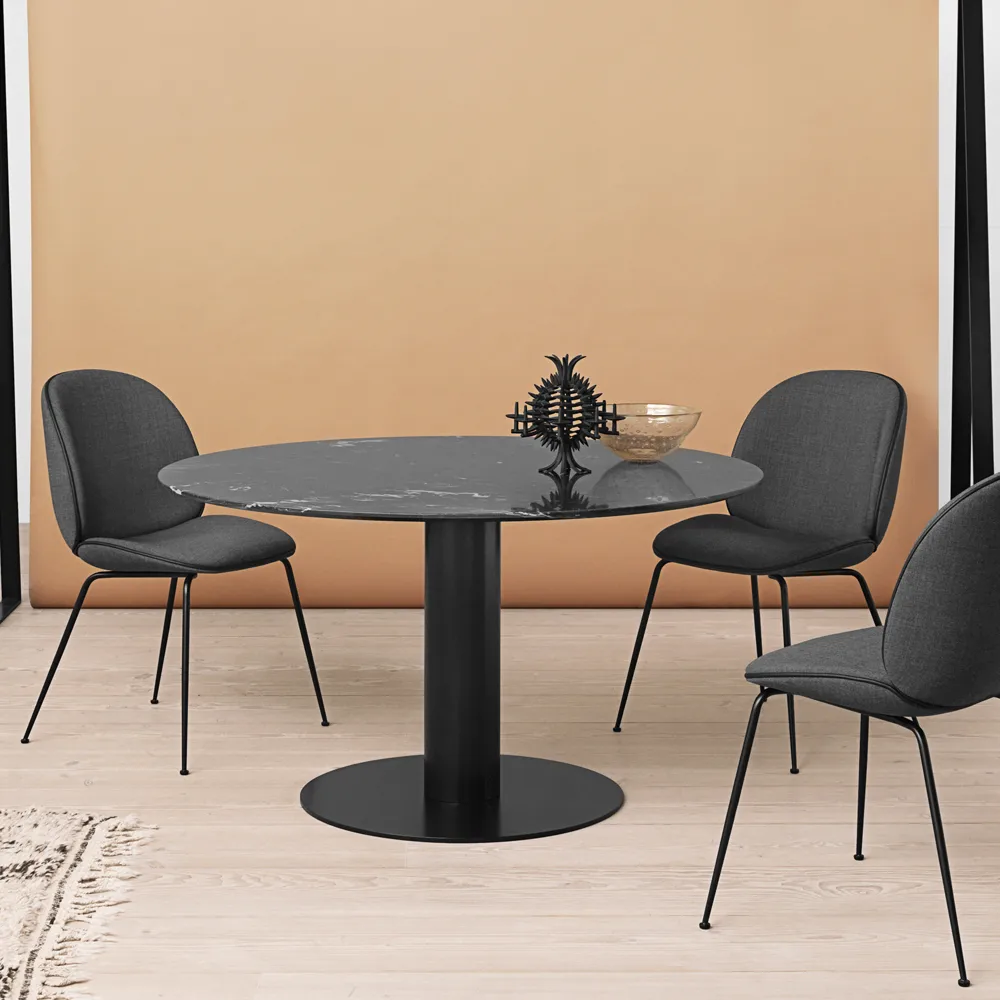 Gubi 2.0 dining table, Marble black. ø110. black stand GUBI