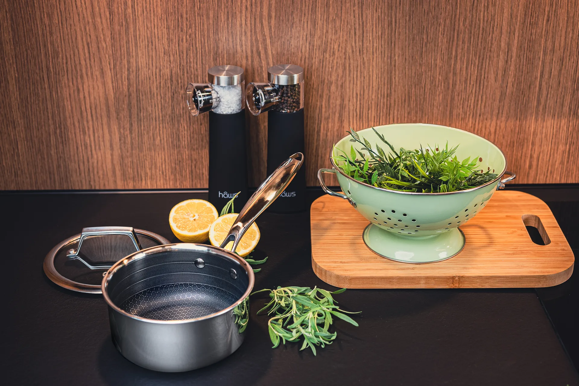Hâws Santo hybrid coating saucepan with lid 1.5 L, Stainless steel Hâws
