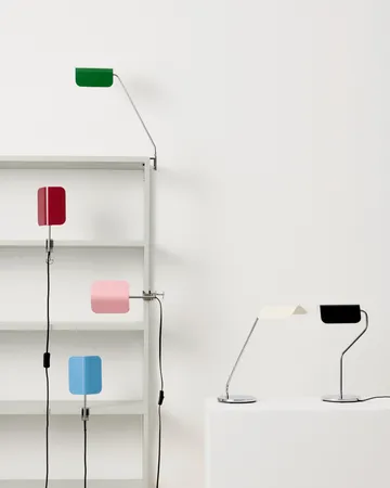Apex Clip desk lamp - Iron black - HAY