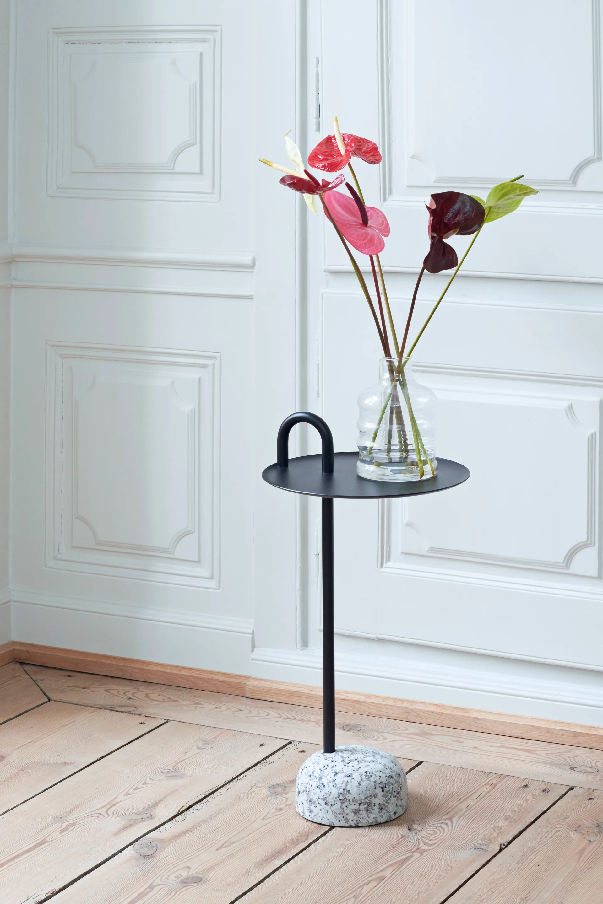Bowler side table, Black-granite HAY