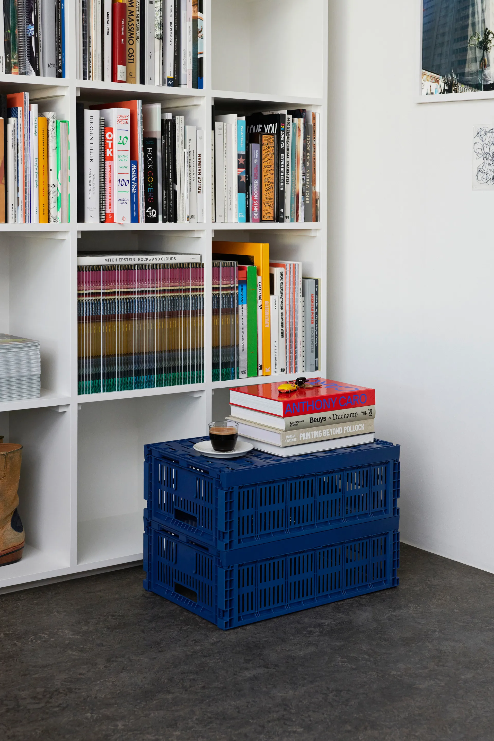 Colour Crate L 34.5x53 cm, Dark blue HAY