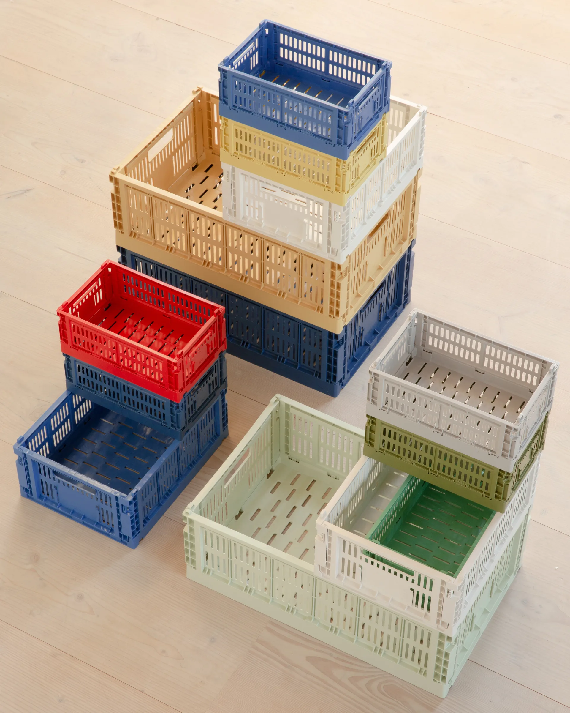 Colour Crate L 34.5x53 cm, Dark blue HAY