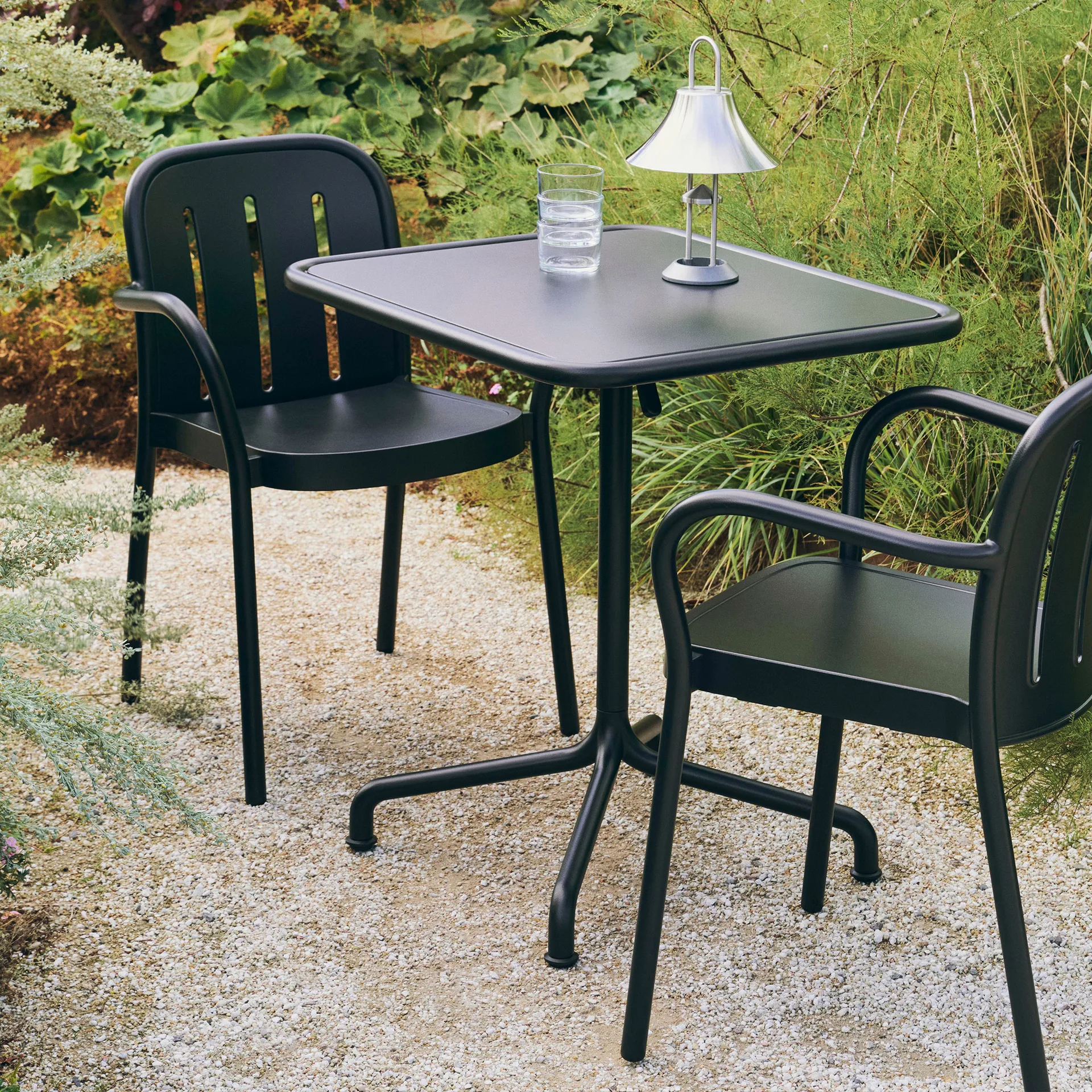 Deville table, Anthracite, 60x70x74 cm HAY