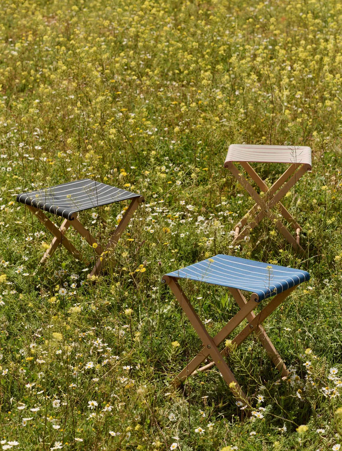Outdoor Market folding stool, Black-beige HAY