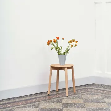Soft Edge 72 stool - Soft grey-soft grey oak frame - HAY
