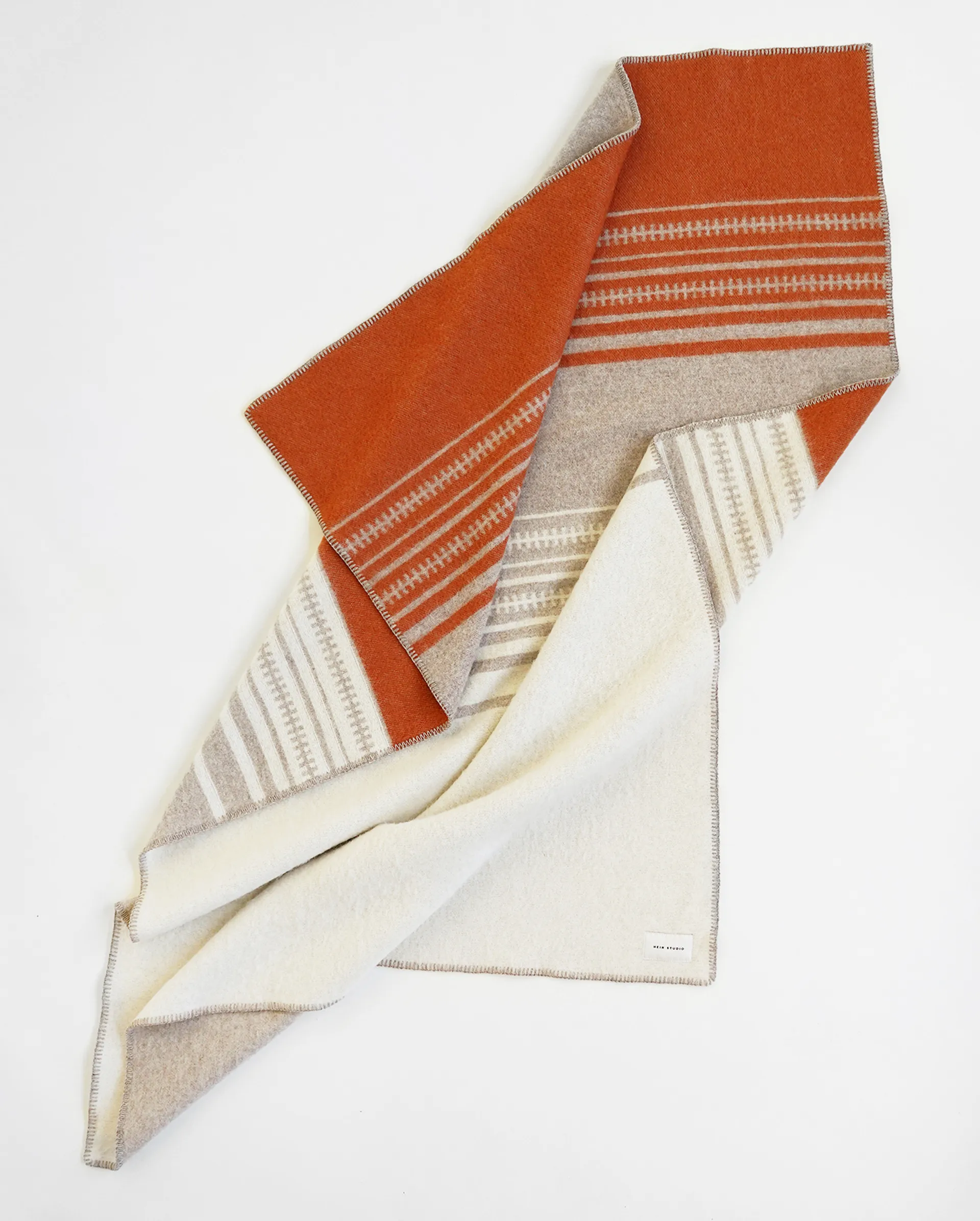 Aiyana blanket 130x180 cm, No. 01 Hein Studio