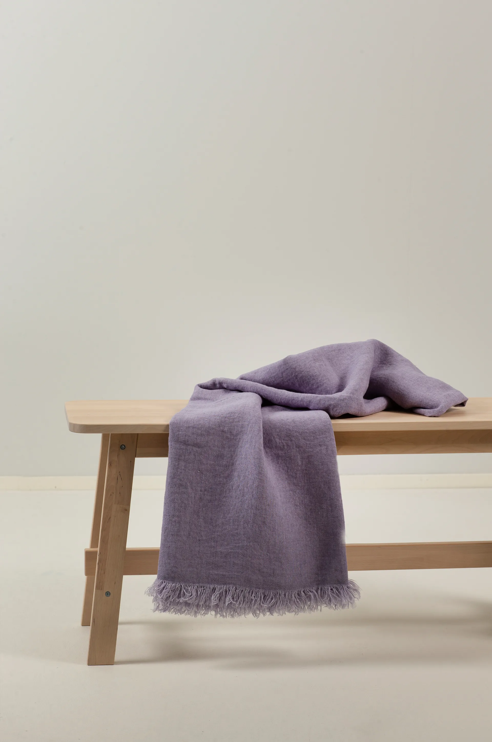 LeveLinen throw 140X240 cm, Violet Himla