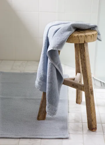 Love bathroom mat 70x110 cm - Cool (blue) - Himla