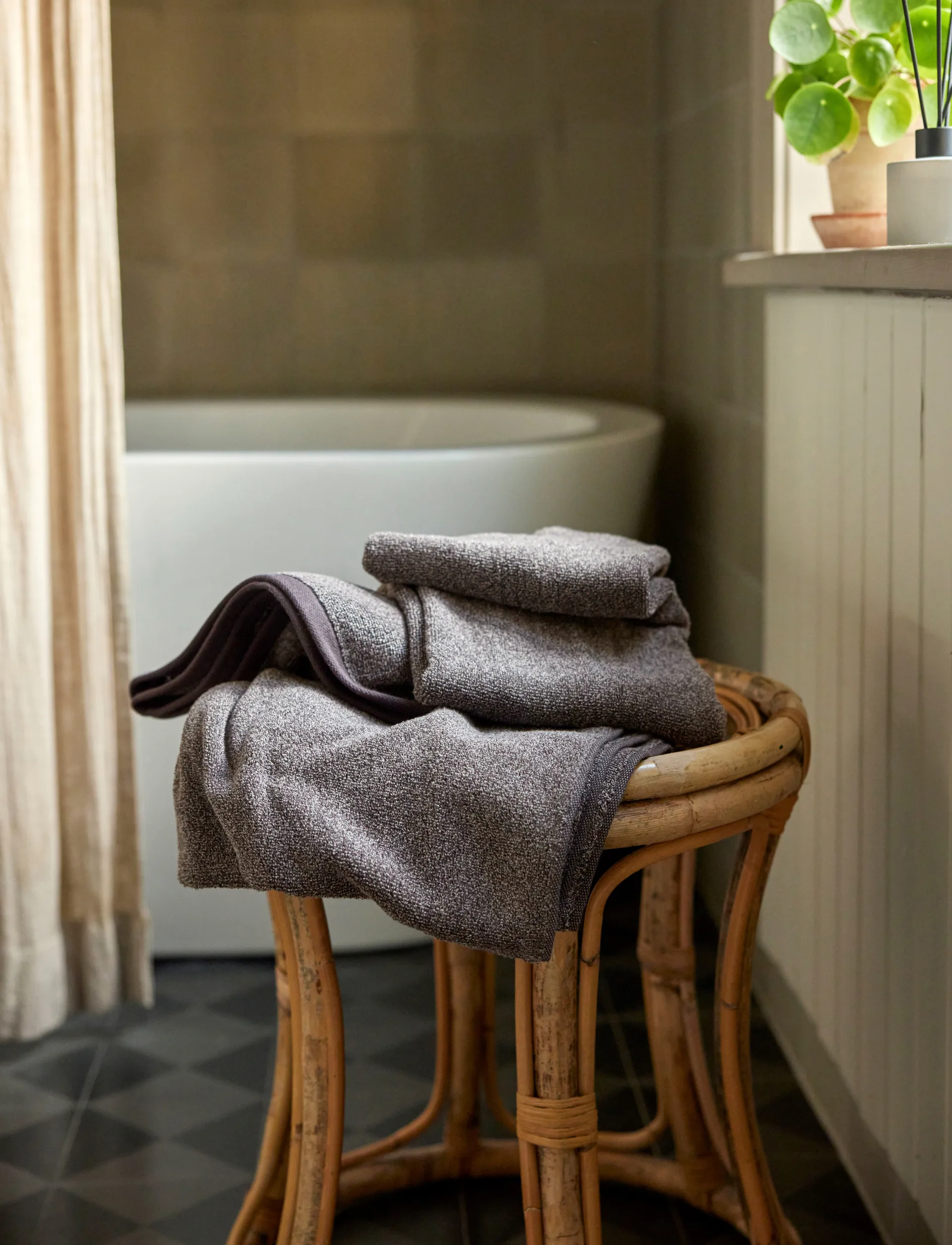 Maurice towel stones, 50x70 cm Himla