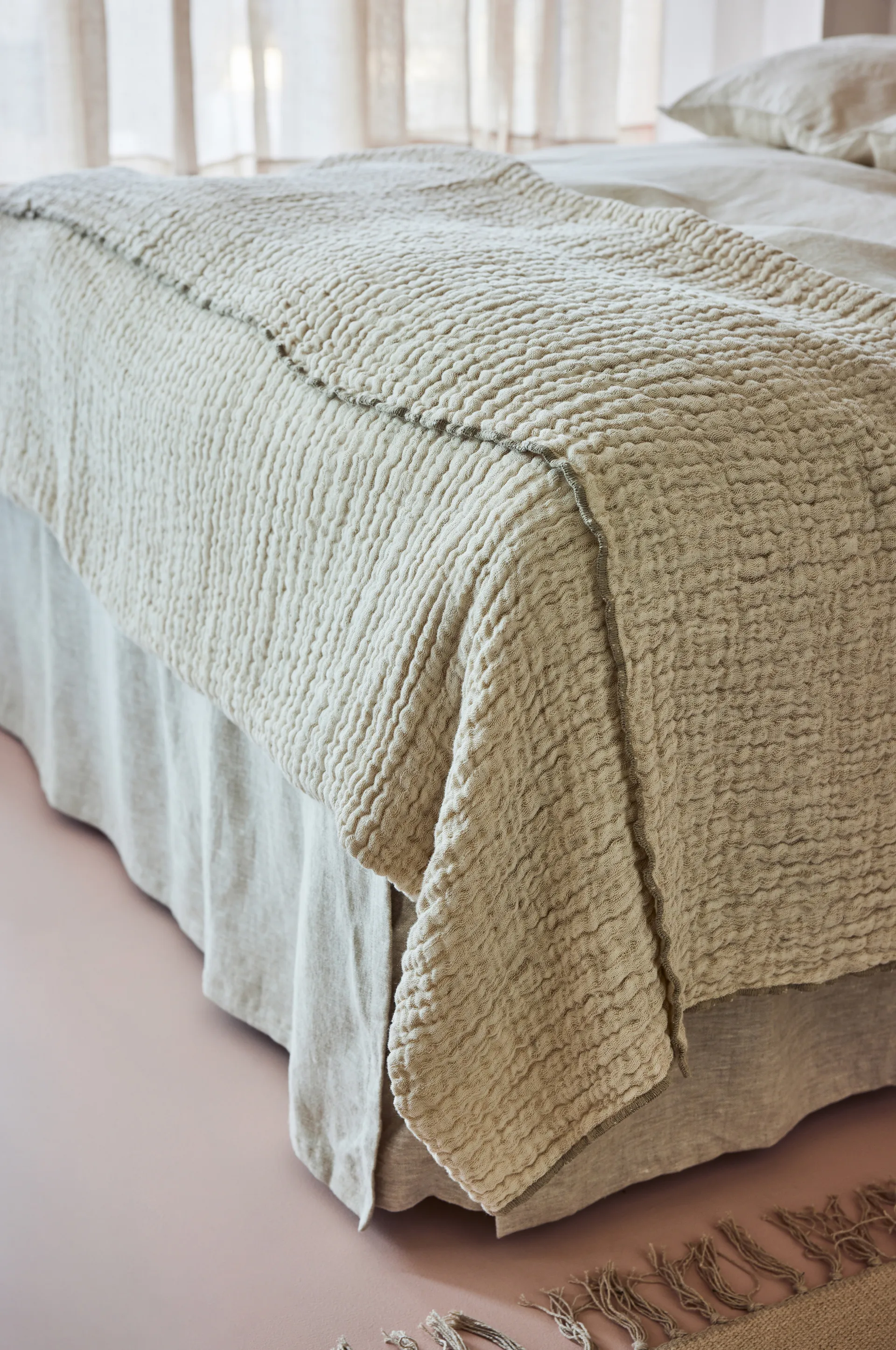Pauline bedspread 260x260 cm, Oatmeal Himla