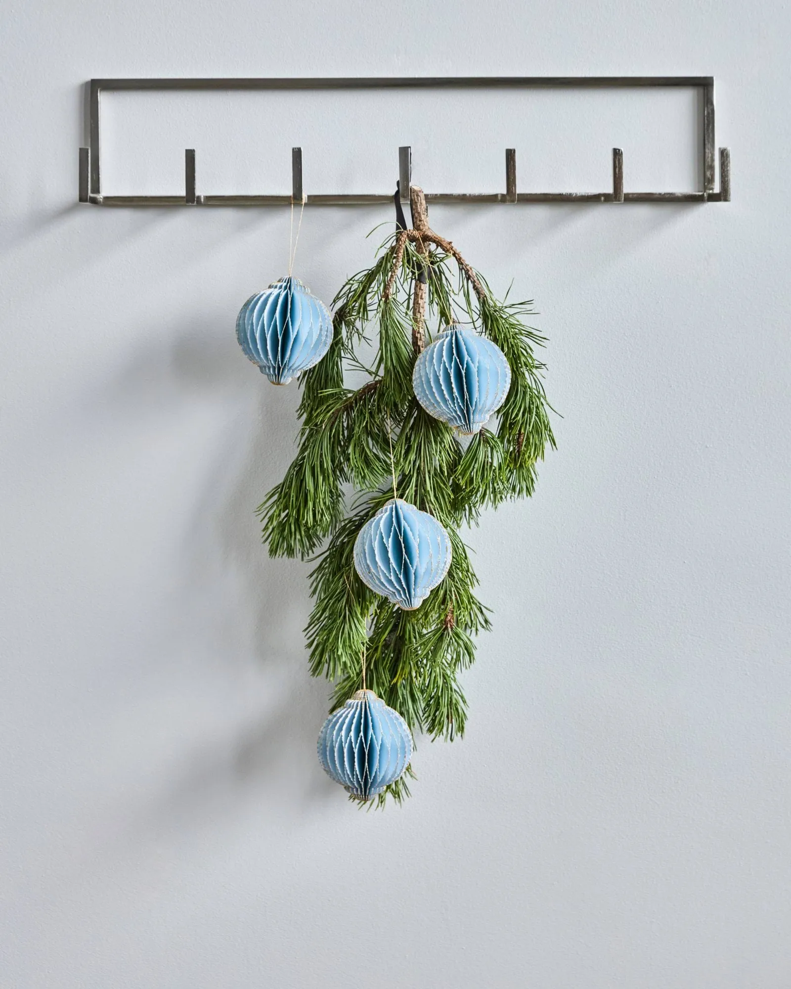 Alsta Christmas hanging 4-pack, Light blue, Ø10 cm House Doctor