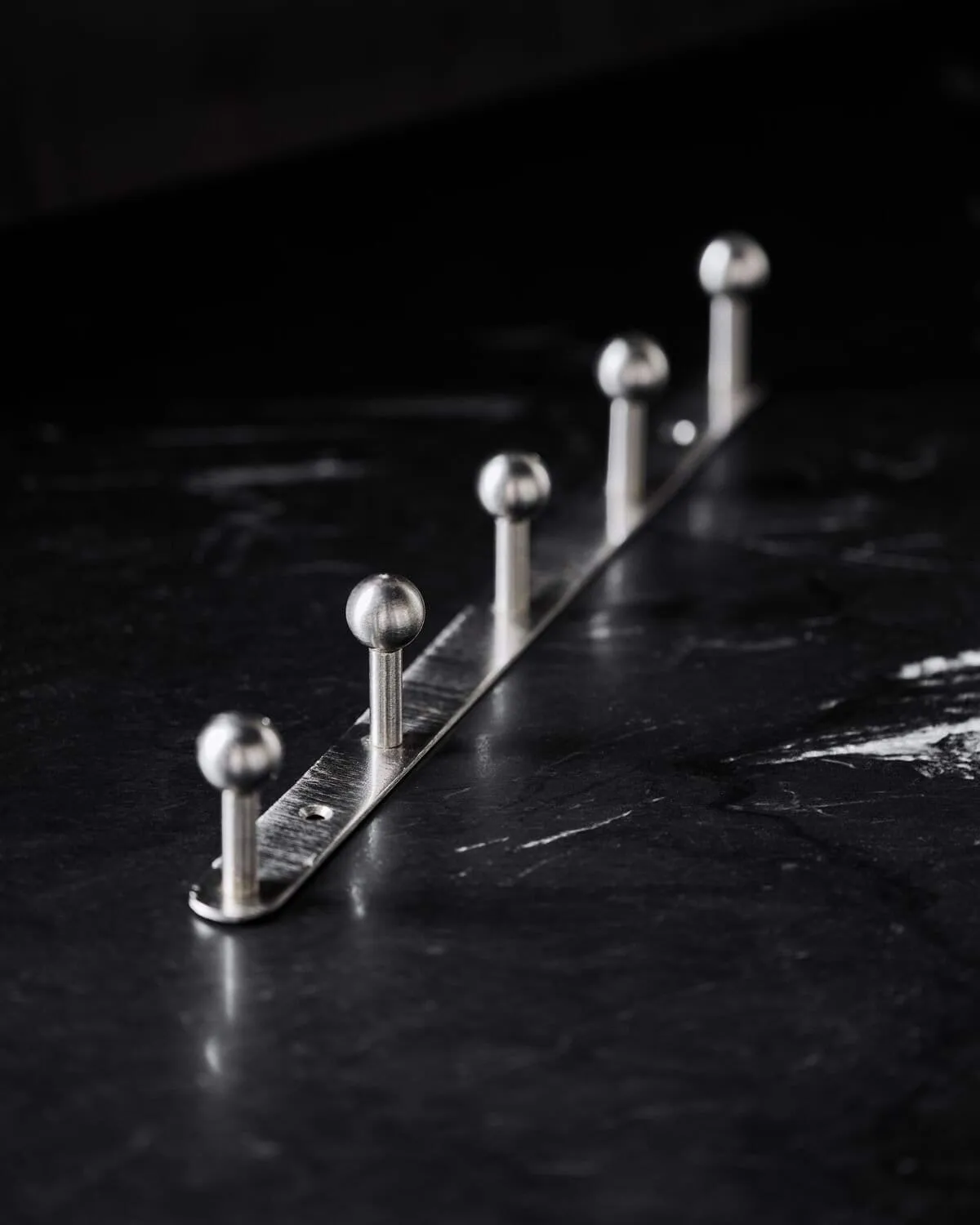 Ball coat rack, Silver finish 35x5x2 cm House Doctor