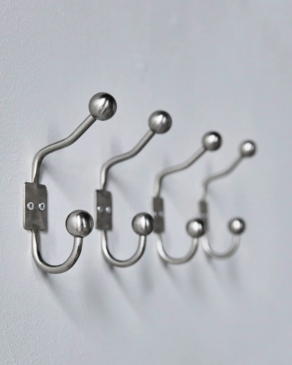 Ball hook 2-pack, Silver finish, Ø7x13 cm House Doctor