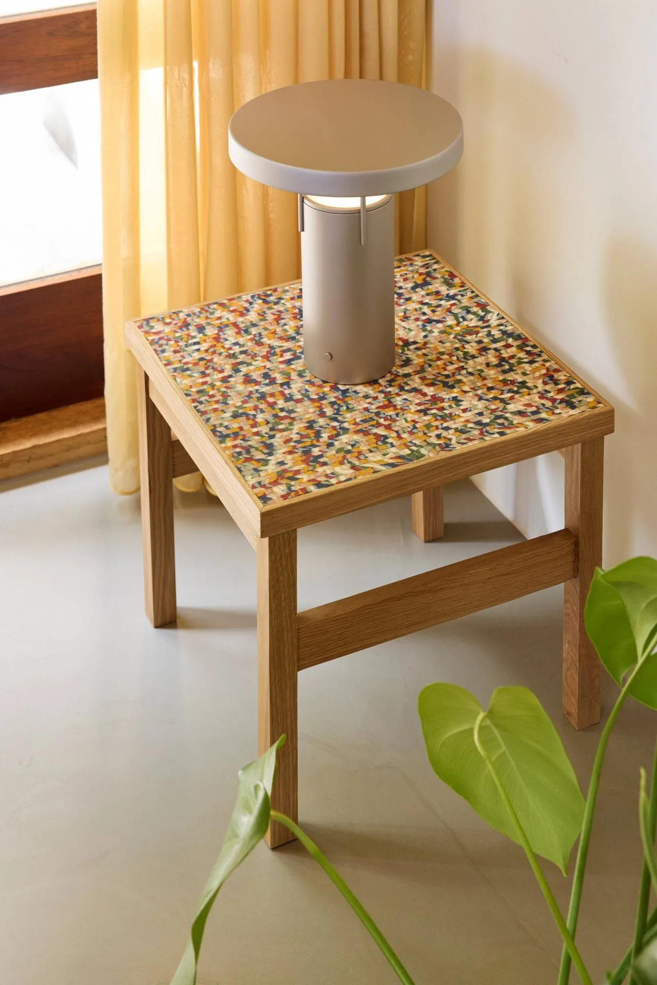 BringMe portable table lamp, Metallic sand, 28 cm Hübsch