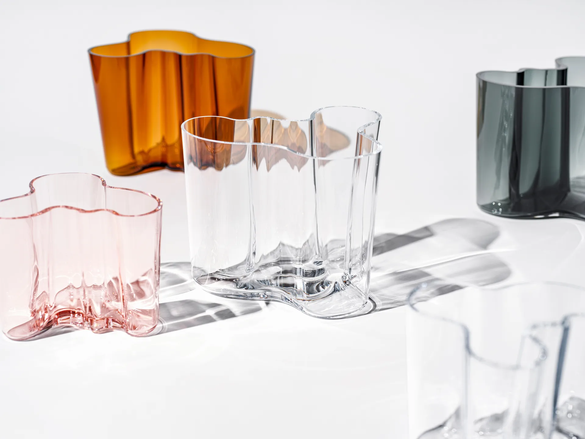 Alvar Aalto vase dark grey, 160 mm Iittala