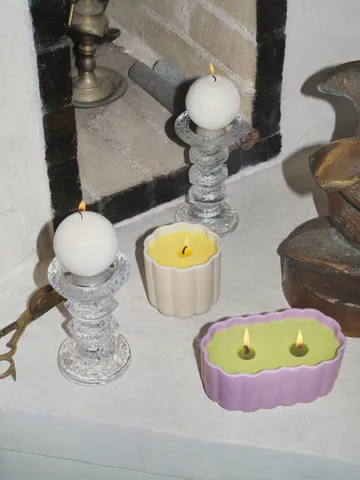 Play candle in ceramic form oval - Purple-olive - Iittala